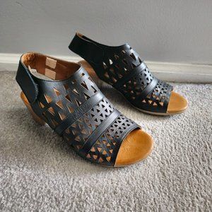 Spring Step Dorotha sandals, size 6.5 US/37 EU